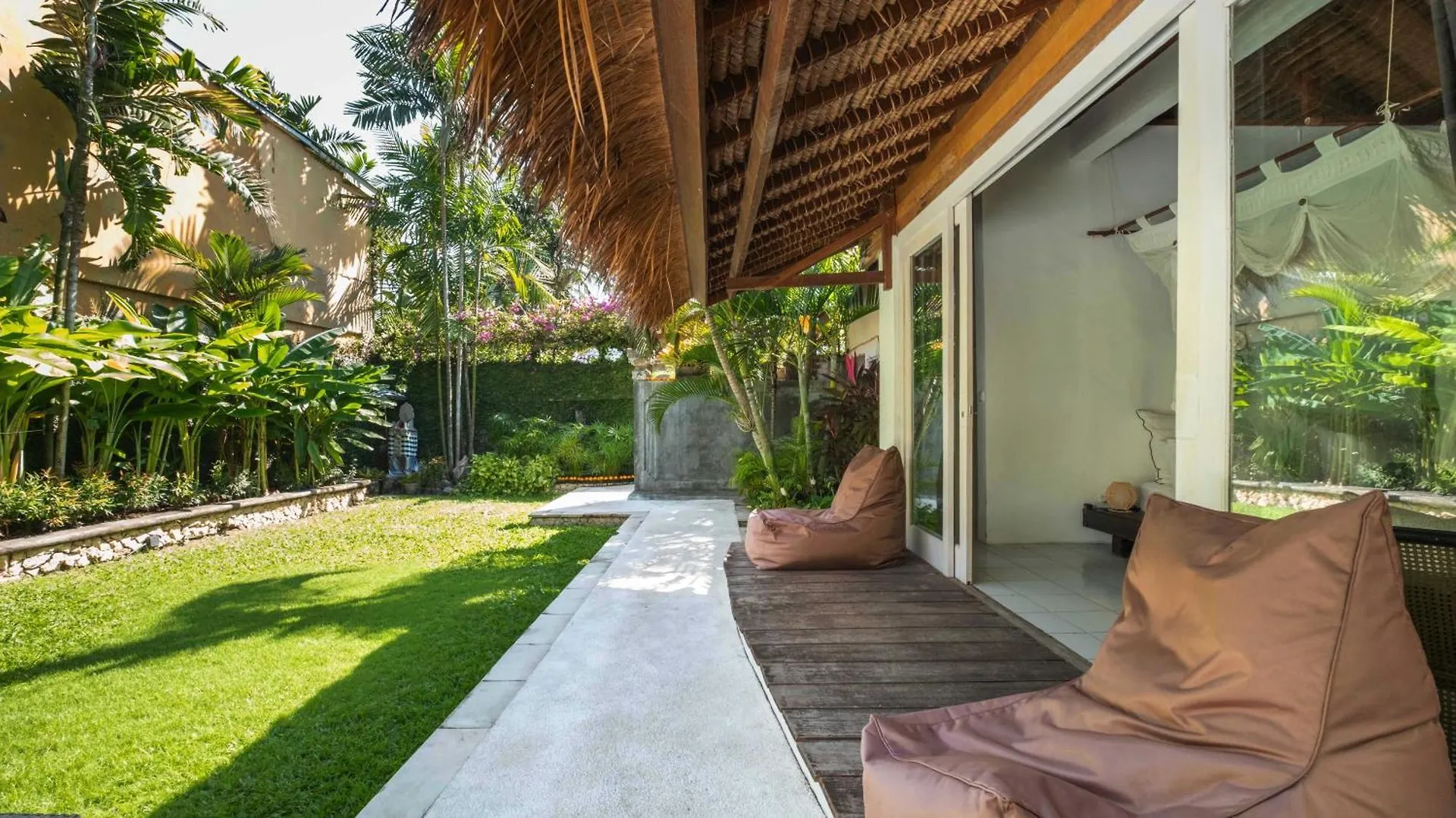 Villa Celeste By Villa Finder Seminyak